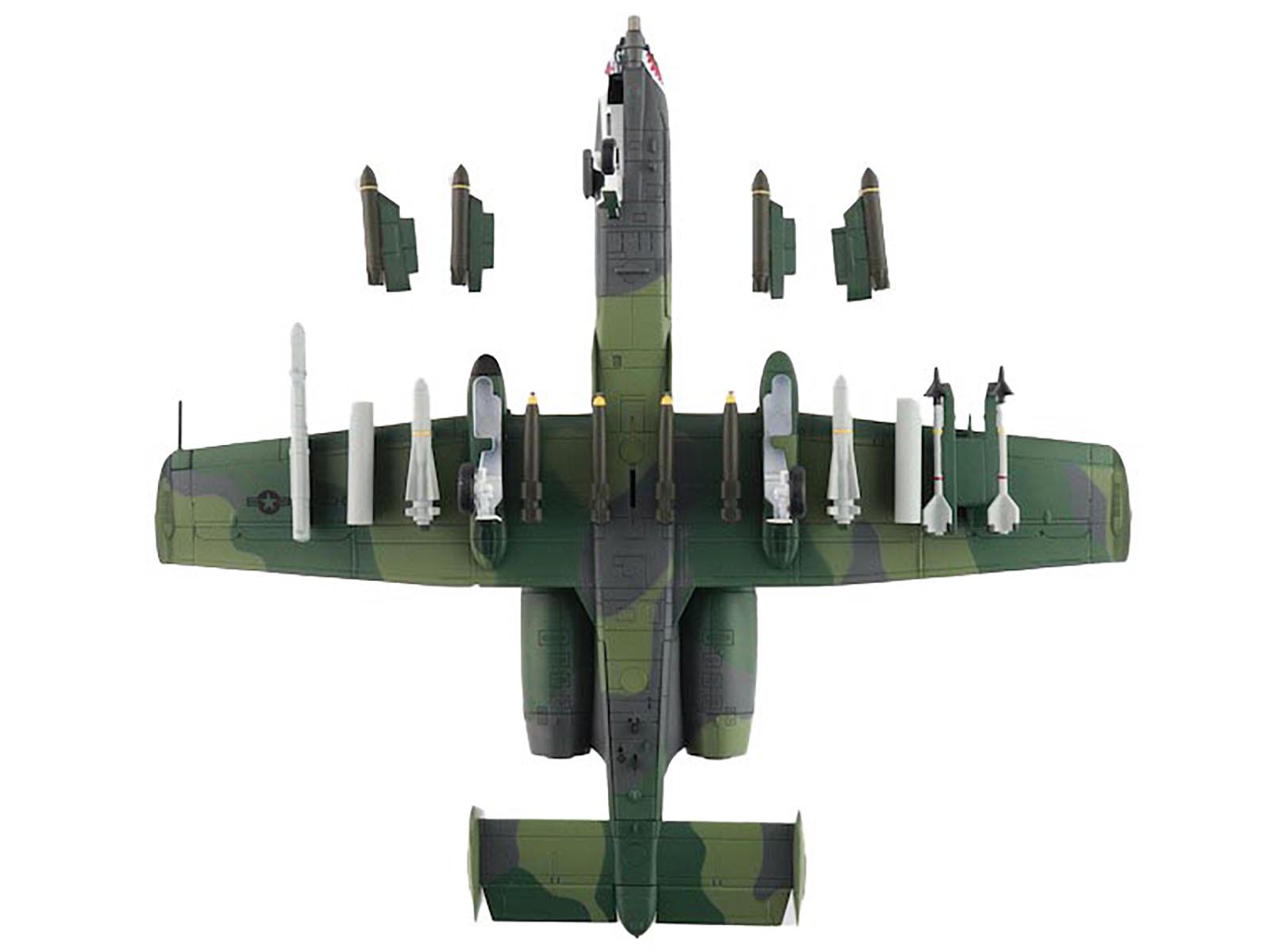 Back. Hobby Master - Fairchild Republic A-10A Thunderbolt II "Flying Tigers 23rd TFW King Fahd Airport 1991" USAF 1/72 Air Power Series - Multi.