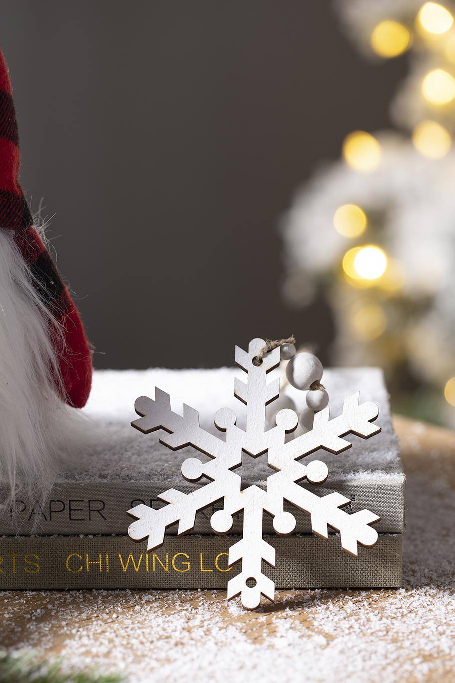 PAPER  
ARTS  
CHI WING LO