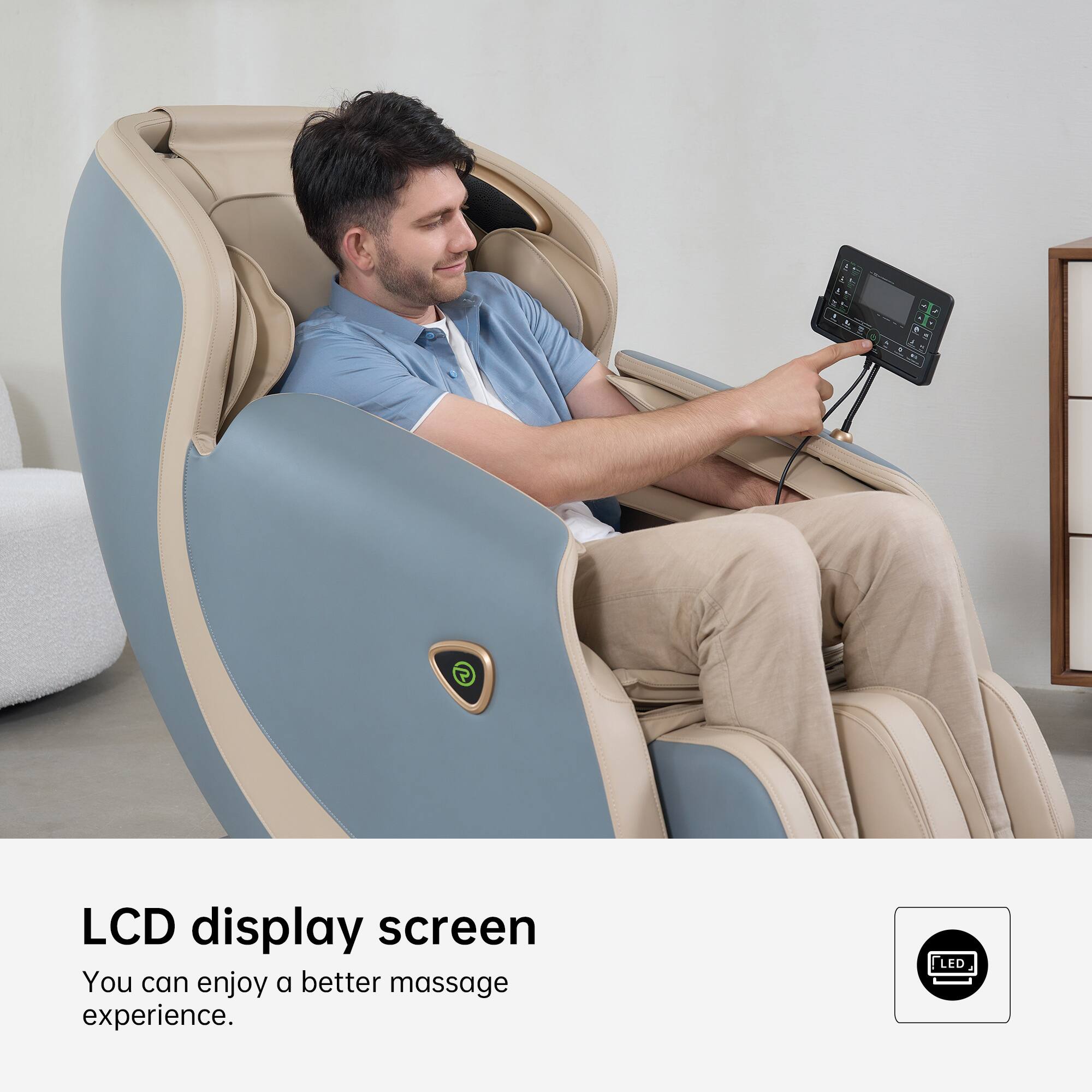 LCD display screen  
You can enjoy a better massage experience.