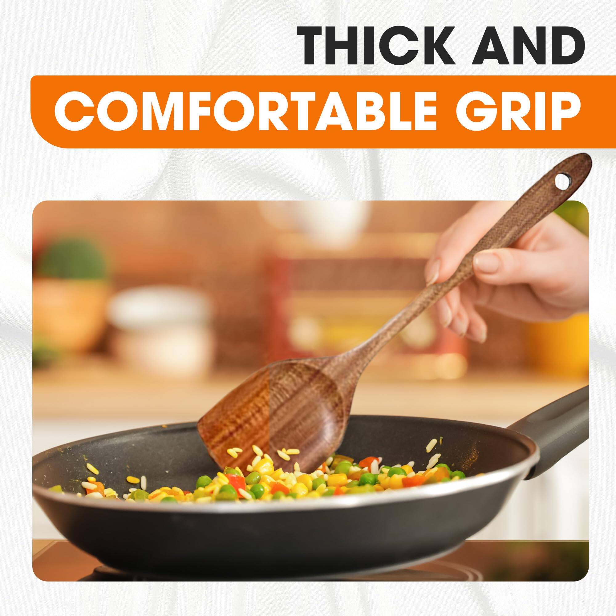 THICK AND COMFORTABLE GRIP