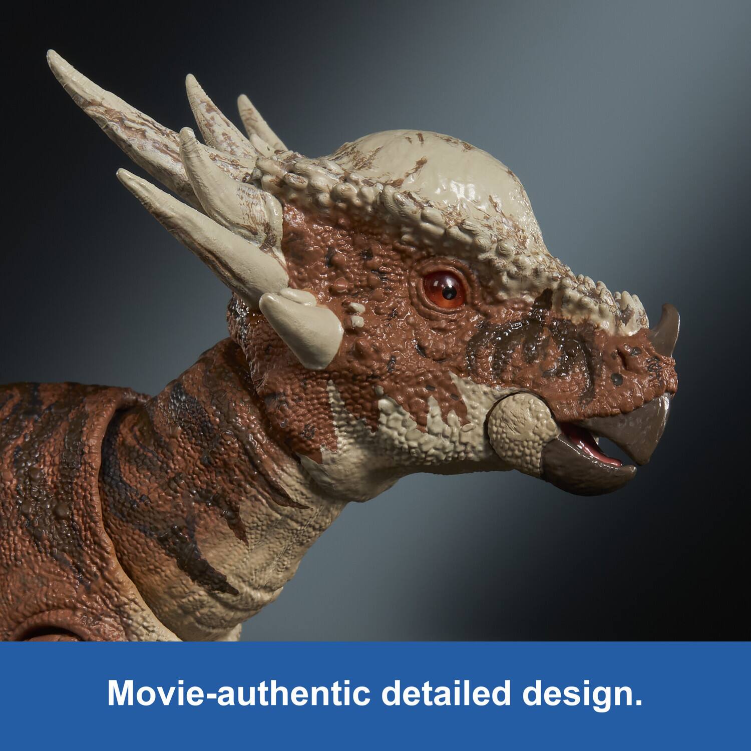Movie-authentic detailed design.