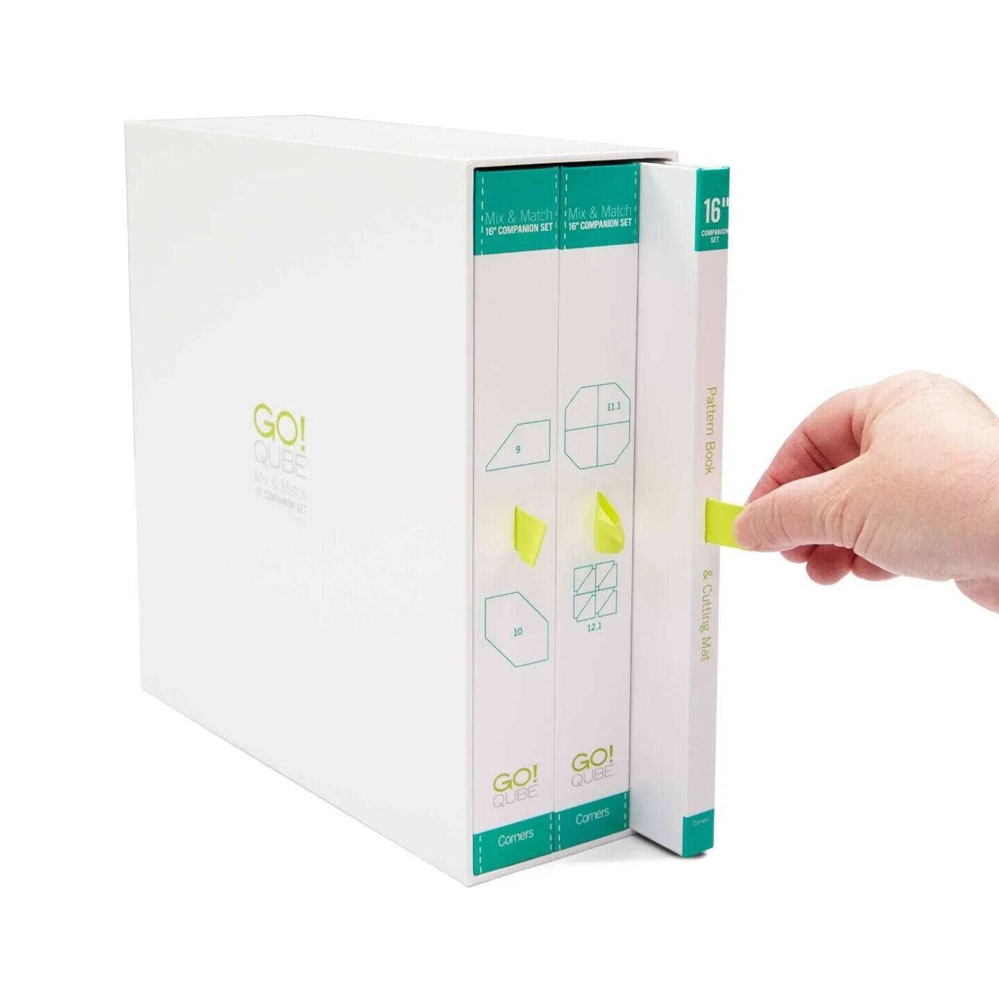 & Match +Mx & Match Mx COMPANION SET
16" - a GO! QUBE
No I Math
9 I11 Pattern Book
19 12.1 & Cutting Mat
GO! GO! QUBE
QUBE Comers Comers Ceren