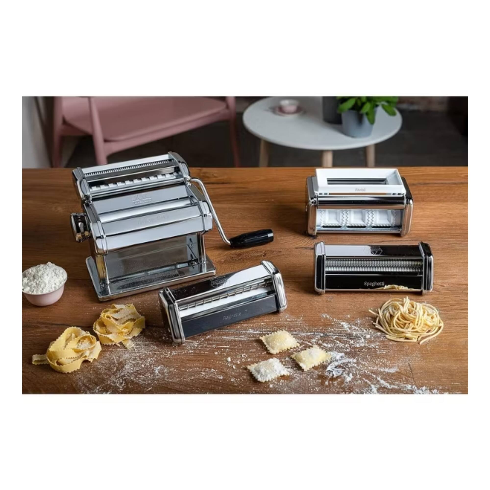 Angle. Marcato - Marcato Atlas 4-Piece Set Pasta Set, Includes Atlas 150, Ravioli, Spaghetti, Reginette.
