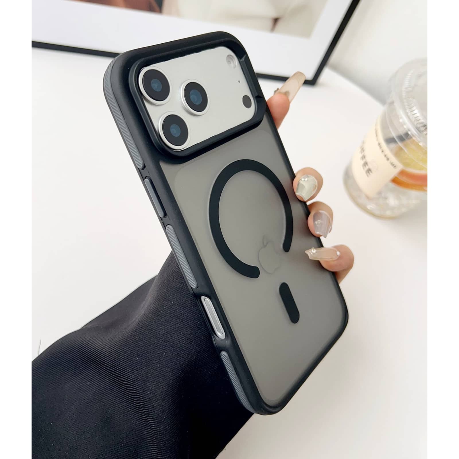 UUCOVER - Magnetic Phone Case For Apple iPhone 17 Pro Max, Shockproof MagSafe Compatible Slim Matte Frosted Translucent Hard Cover - Black price history on PriceWatchPro