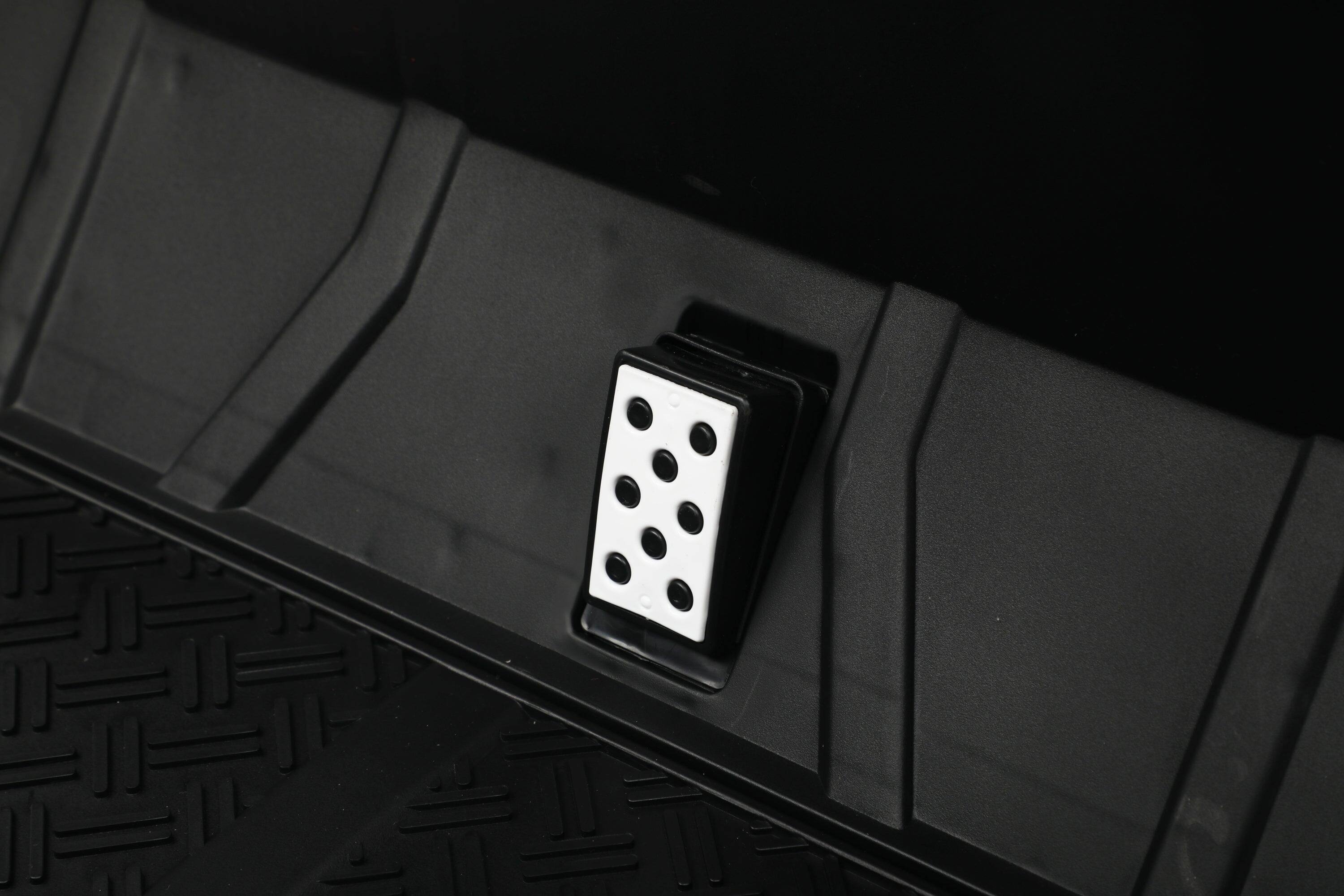 Back. BreeBe - 24V Kids 2-Seater Golf Cart, 4WD, Remote Control, Sun Shade, Storage Trunk, LED Lights, Sounds, Bluetooth, Age 3+, Blue - Blue.