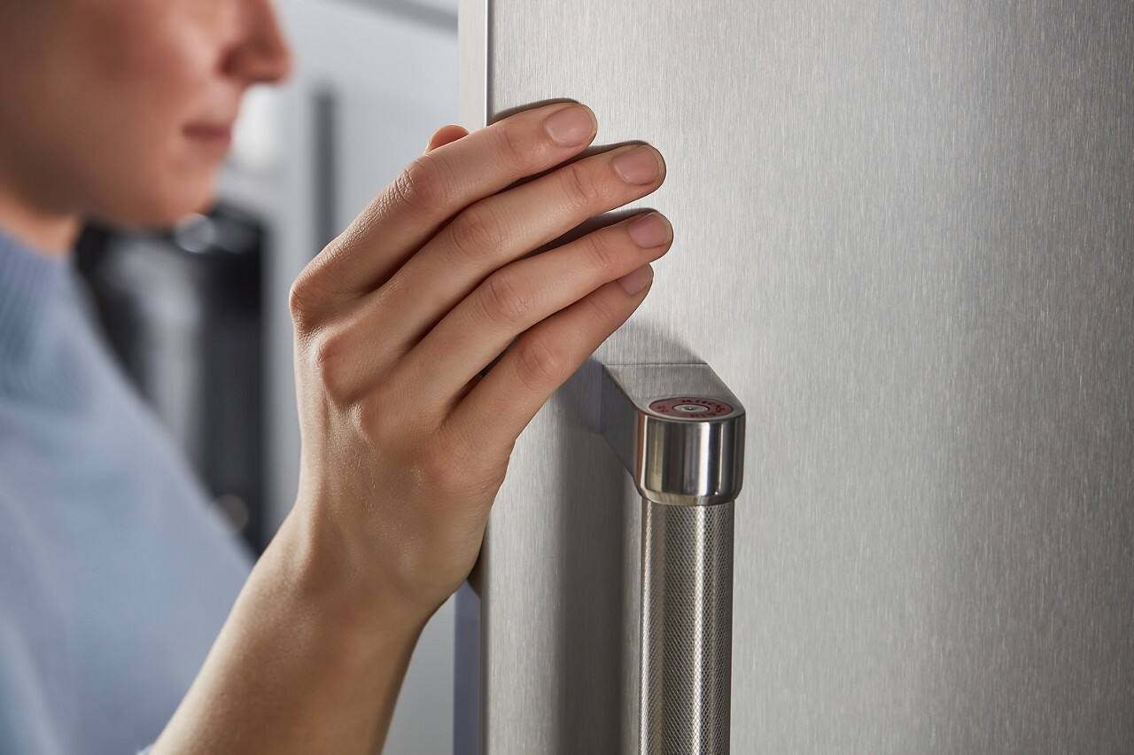 Alt View 5. KitchenAid - 20.8 Cu. Ft. Side-by-Side Refrigerator with Ice and Water Dispenser - Stainless Steel with PrintShield Finish.