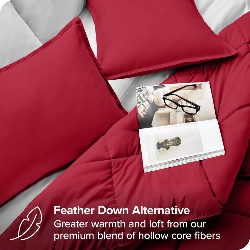 Feather Down Alternative  
Greater warmth and loft from our premium blend of hollow core fibers