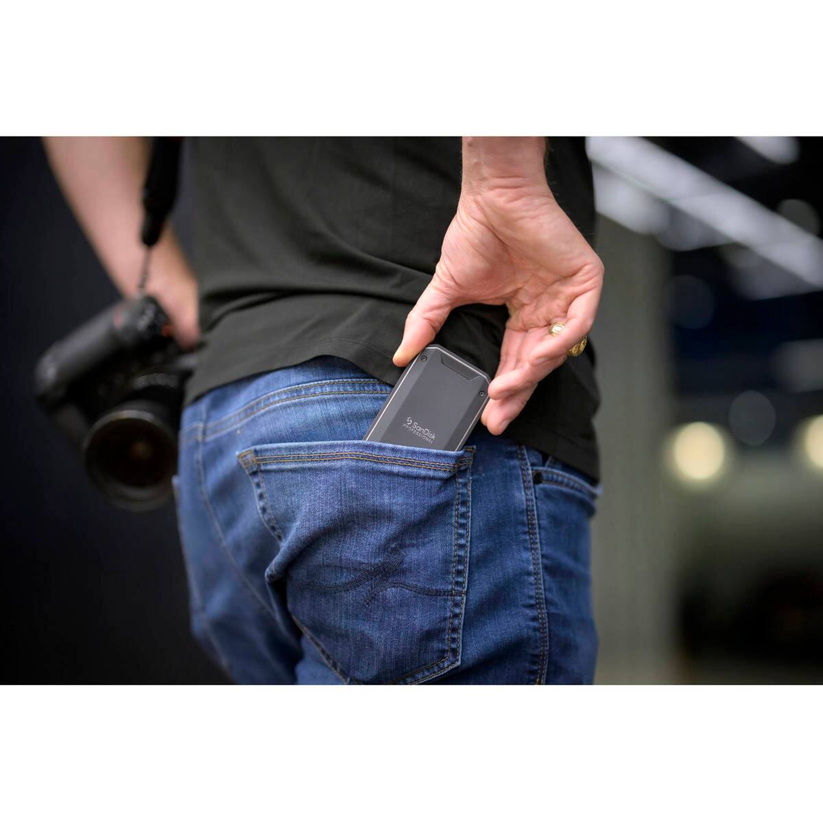 Alt View 4. SANDISK - SanDisk PRO-G40 4TB Thunderbolt 3 Portable External SSD.
