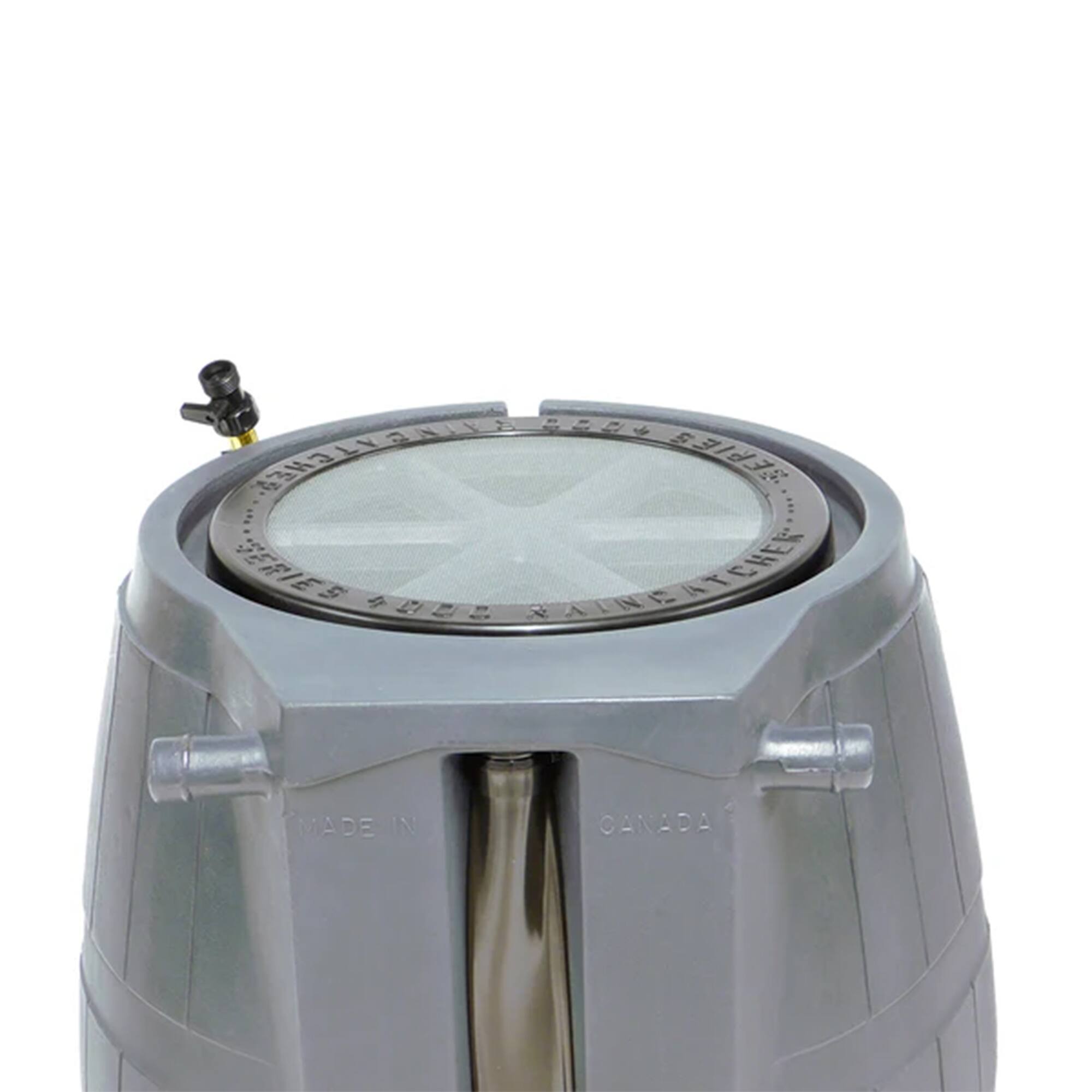 4 SERIES RAINCATENO RANGFINDER MADE IN CANADA