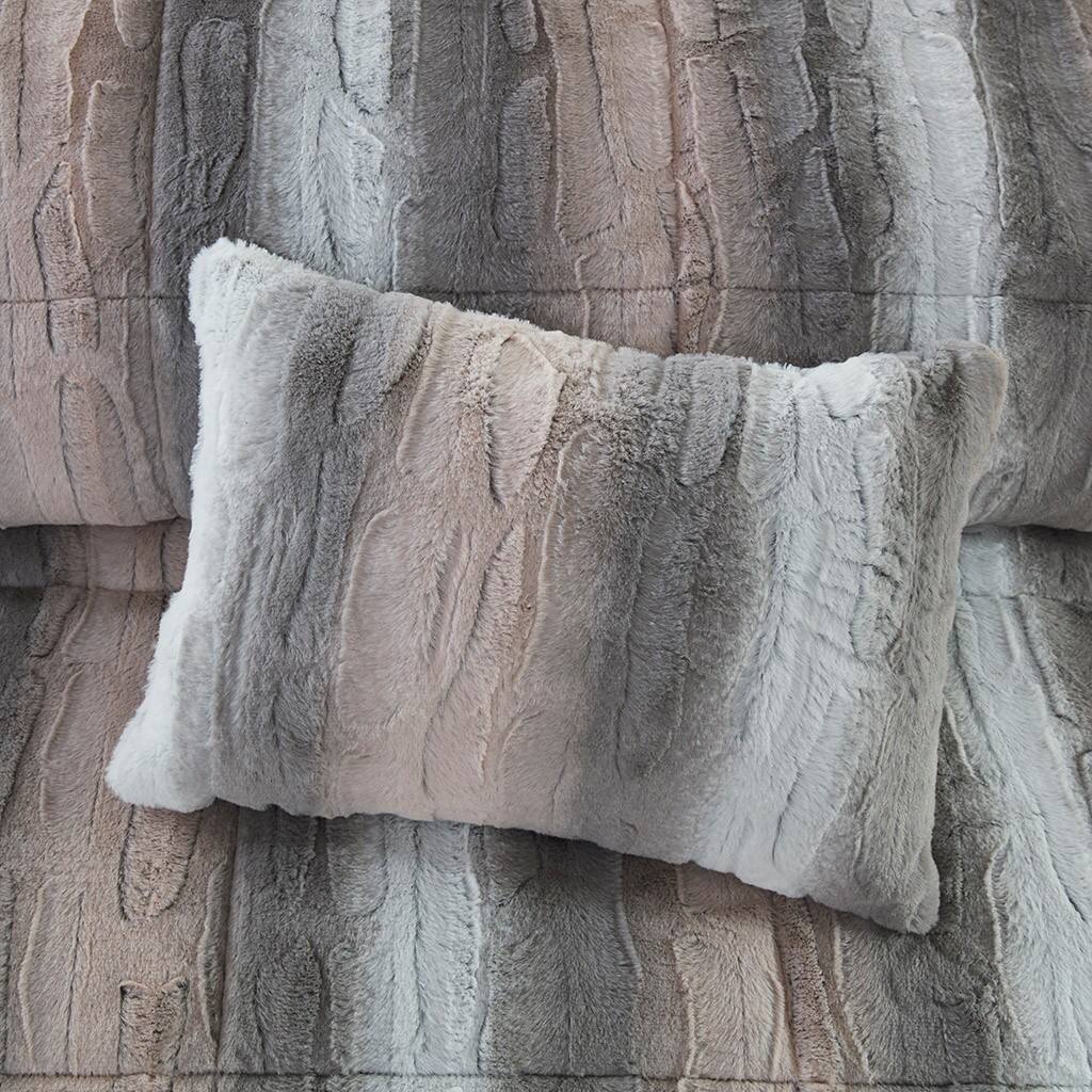 Alt View 2. Gracie Mills - Gracie Mills Shawn 4-Peice Soft Faux Fur to Mink Comforter Set - Blush/Grey.