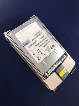 HP - Refurbished Excellent - 146GB 3.5" Hard Drive 286716-B22 u320 internal 10000 rpm u320 scsi 289044-001