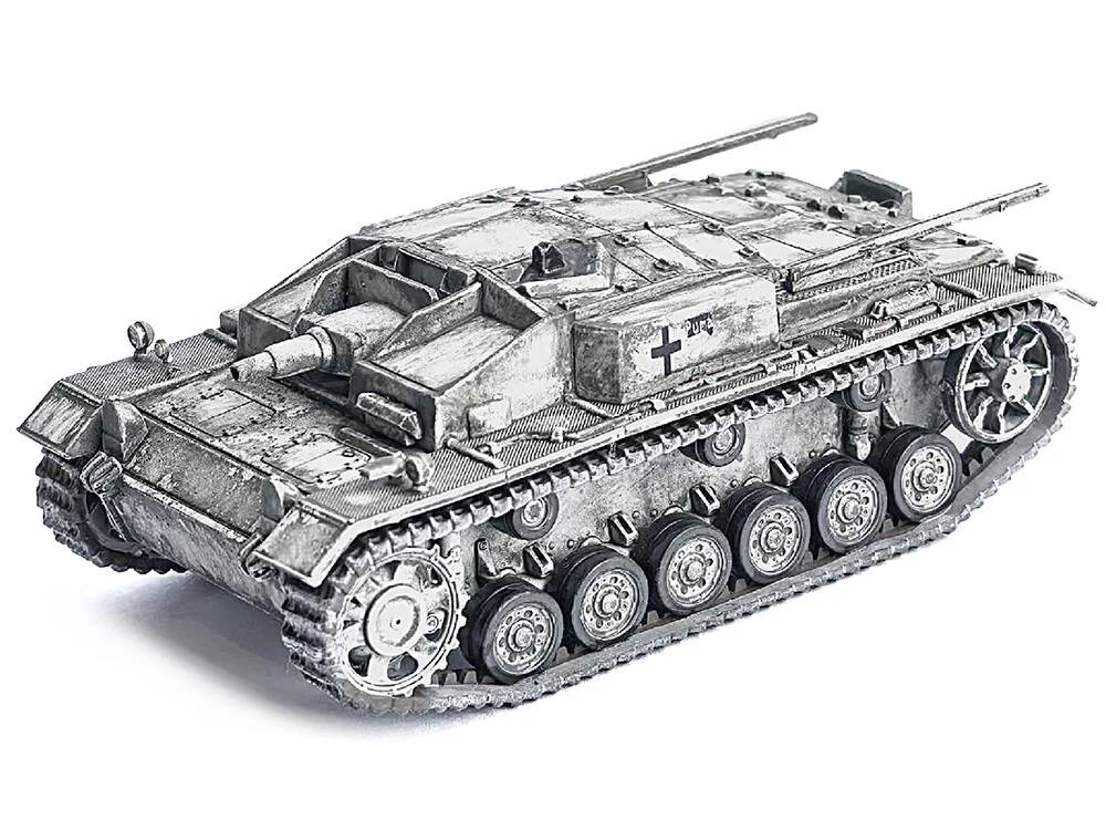 Alt View 4. Dragon Models - Germany StuG. III Ausf.E Tank Winter Camouflage "StuG.Abt. 202, Russia" (1942) 1/72 Plastic Model by Dragon Models.