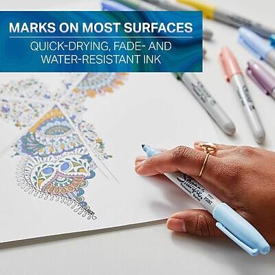 MARKS ON MOST SURFACES  
QUICK-DRYING, FADE- AND WATER-RESISTANT INK