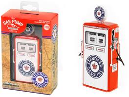 Greenlight - 1954 Tokheim 350 Twin Gas Pump "Standard Gasoline" "Vintage Gas Pumps" Series 15 1/18 - White And Red