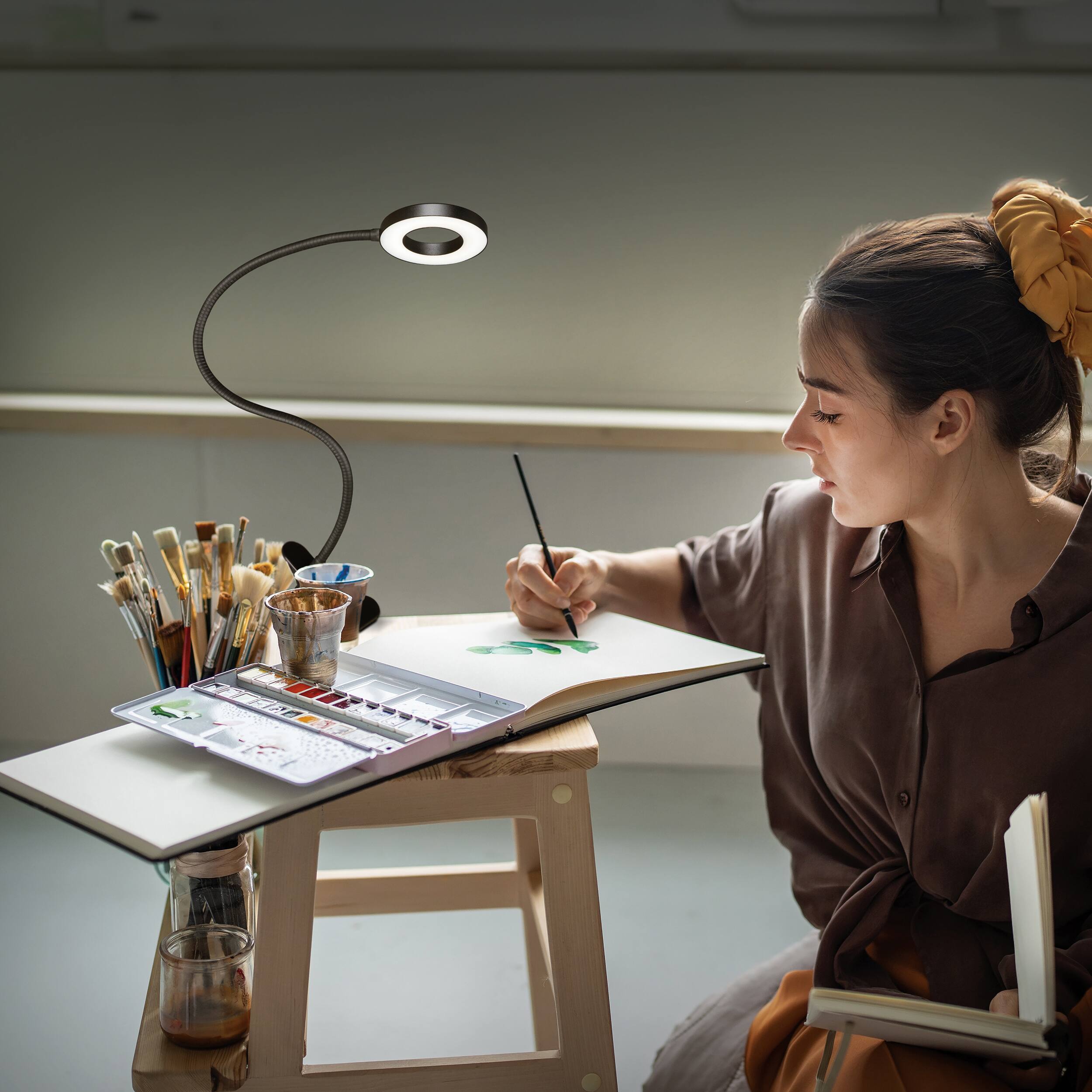 Back. OttLite - Dimmable Ring Light with Clip - Black.