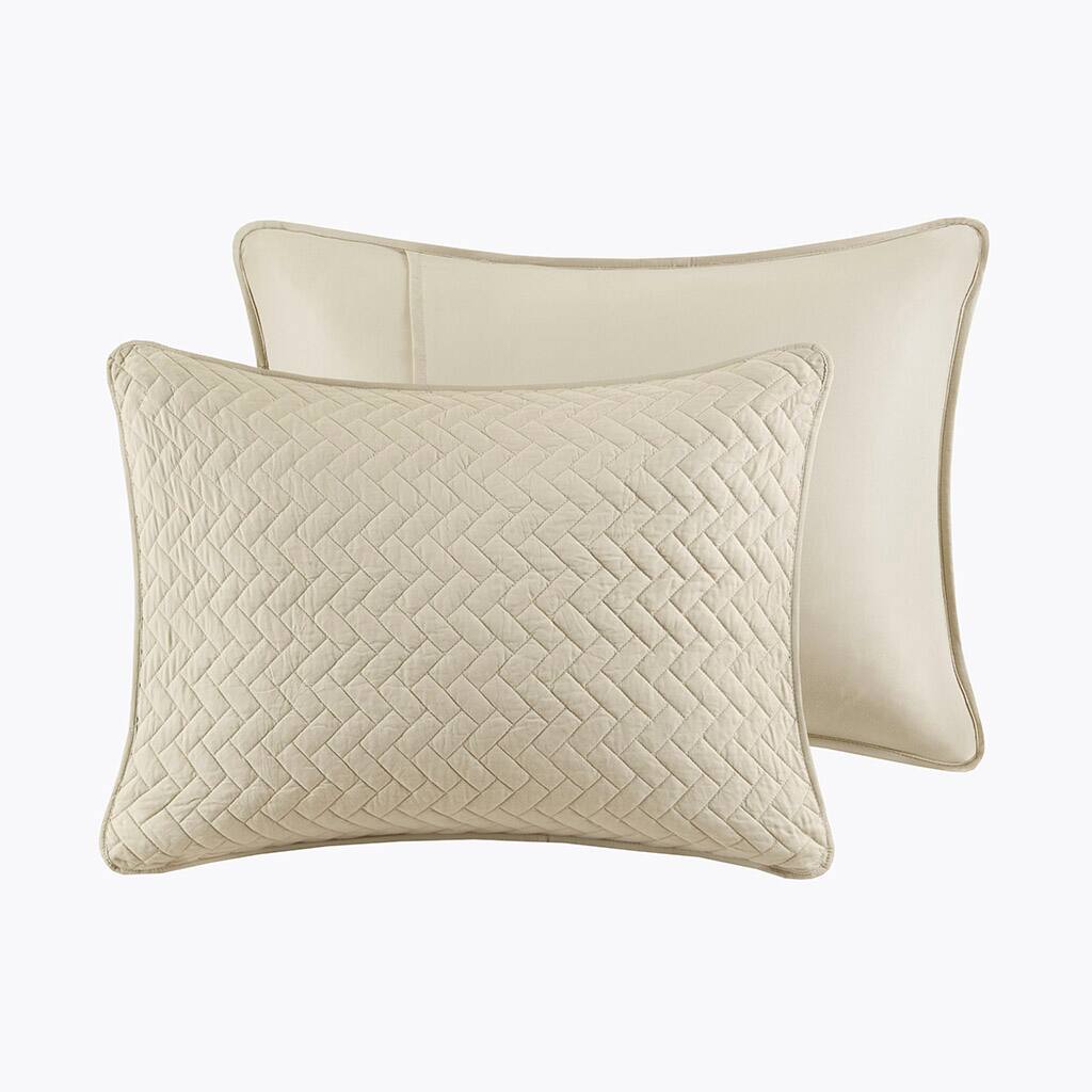 Alt View 2. Gracie Mills - Gracie Mills Ria Solid Oversized Herringbone Quilt Set - Linen.