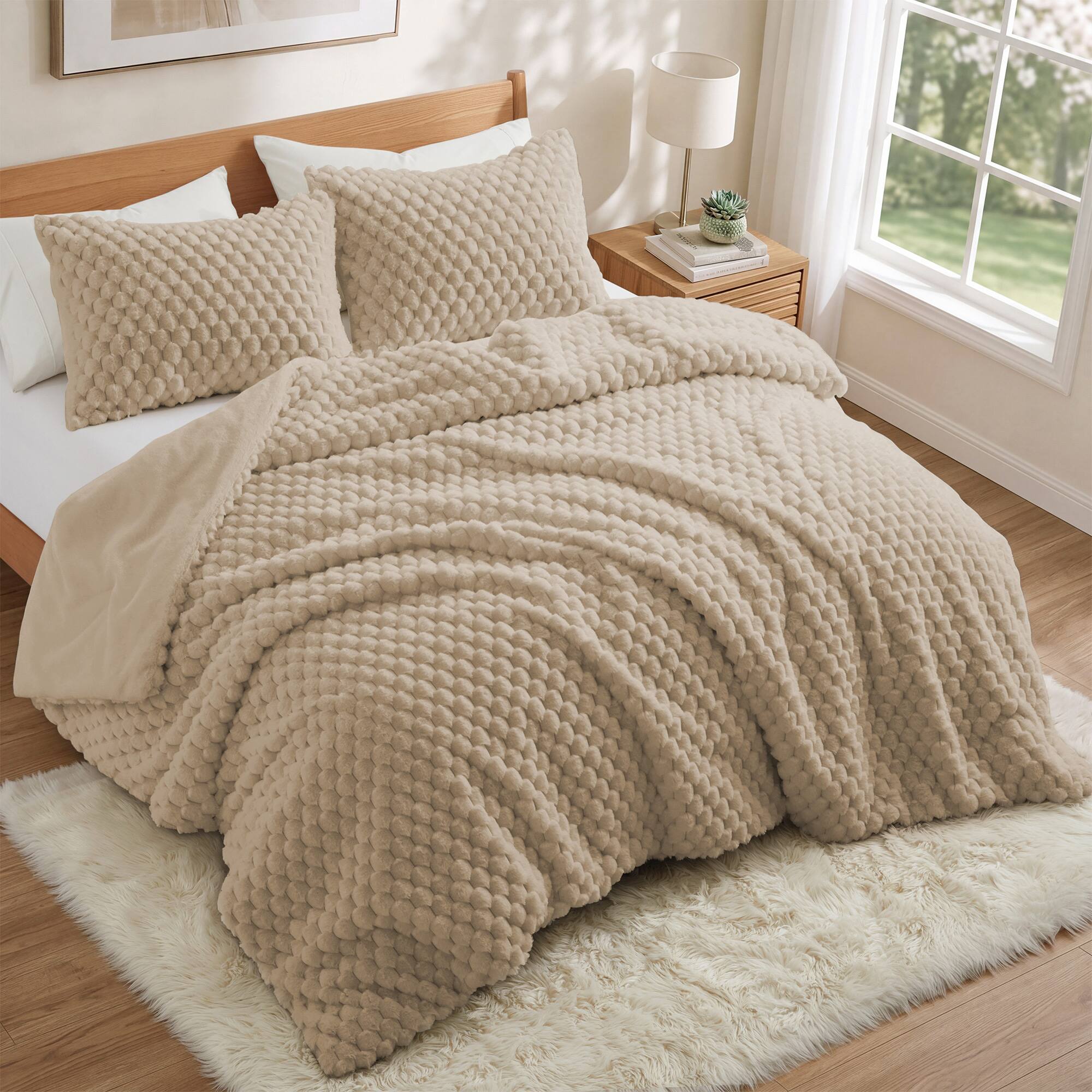 Angle. Peace Nest - Peace Nest Faux Rabbit Fur Comforter Set, Ultra Soft Down Alternative Bedding Set, Kahkai, Queen - Kahkai.