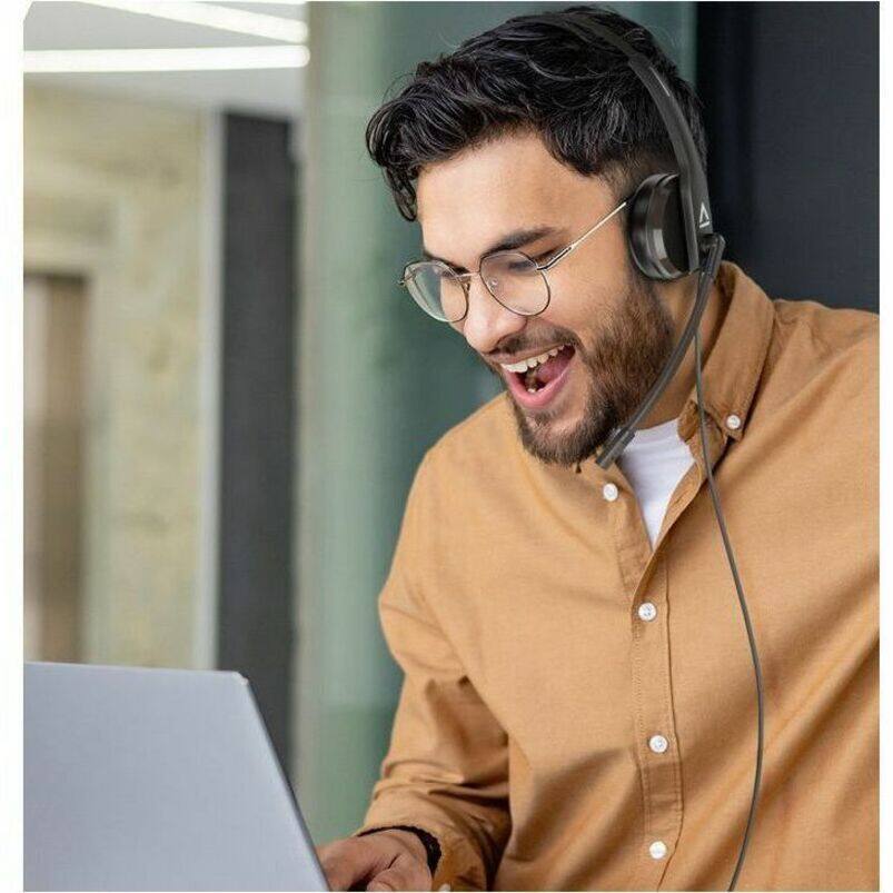 Alt View 3. Creative Labs - Creative HS-230 Lightweight Headset with Noise-cancelling Mic - Stereo - USB Type A, Mini-phone (3.5mm) - Wired - 100 Hz - Red.