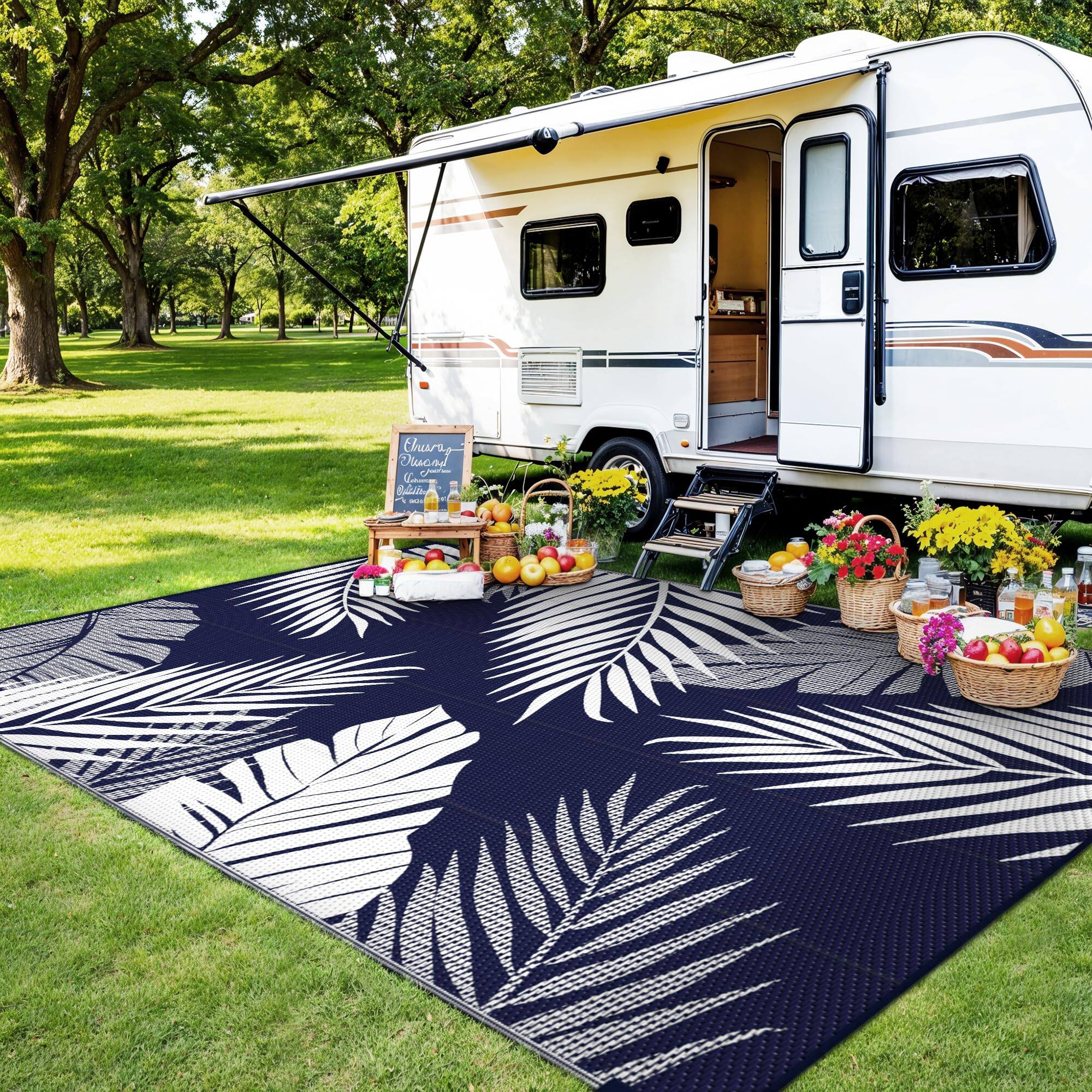 Sure, here is the corrected text:

"Welcome  
Please and  
Enjoy"