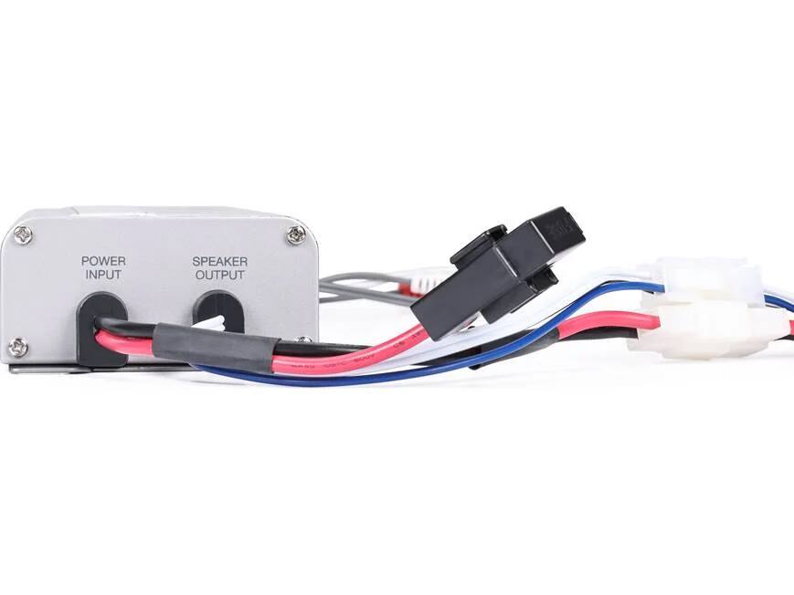 POWER INPUT  
SPEAKER OUTPUT