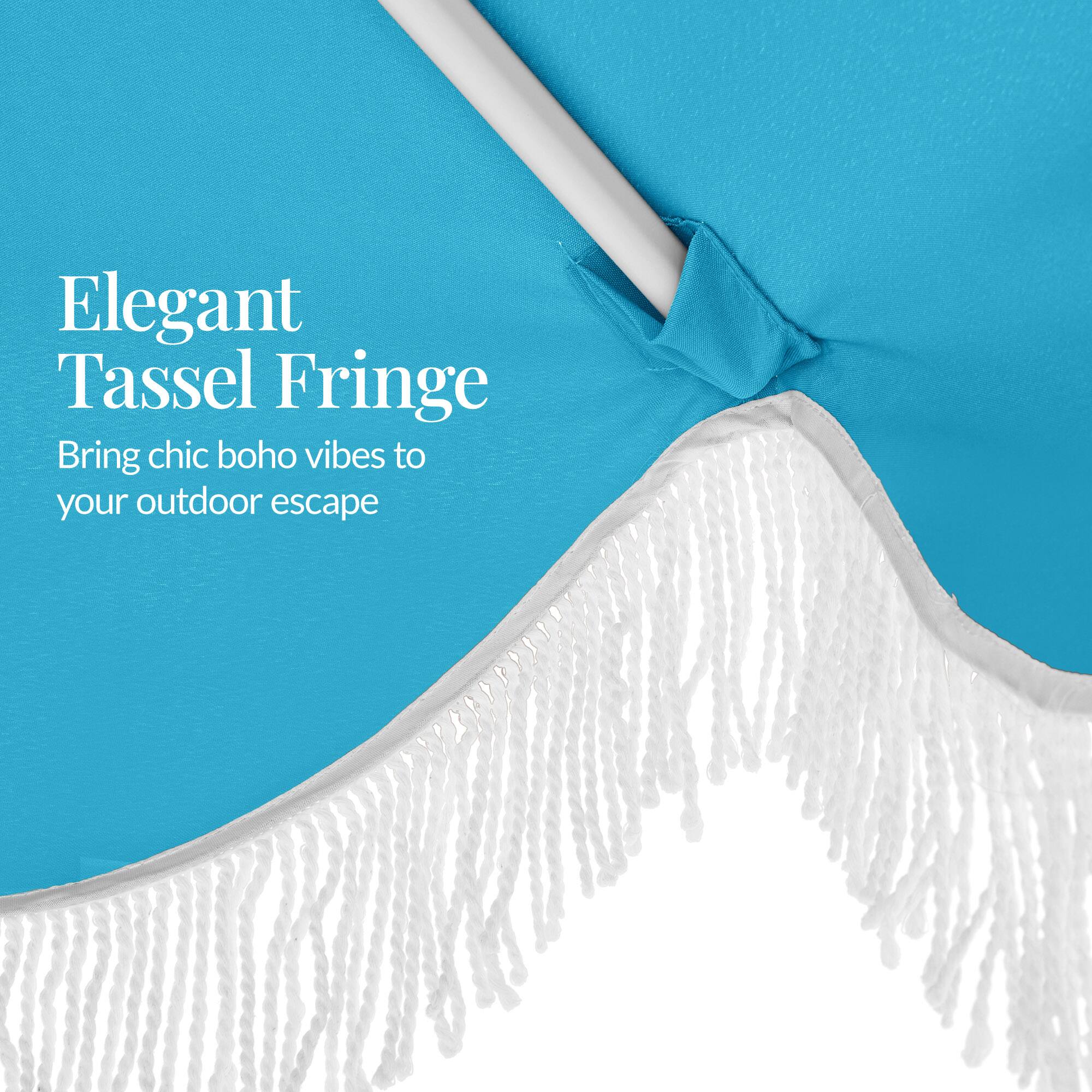 Elegant Tassel Fringe  
Bring chic boho vibes to your outdoor escape