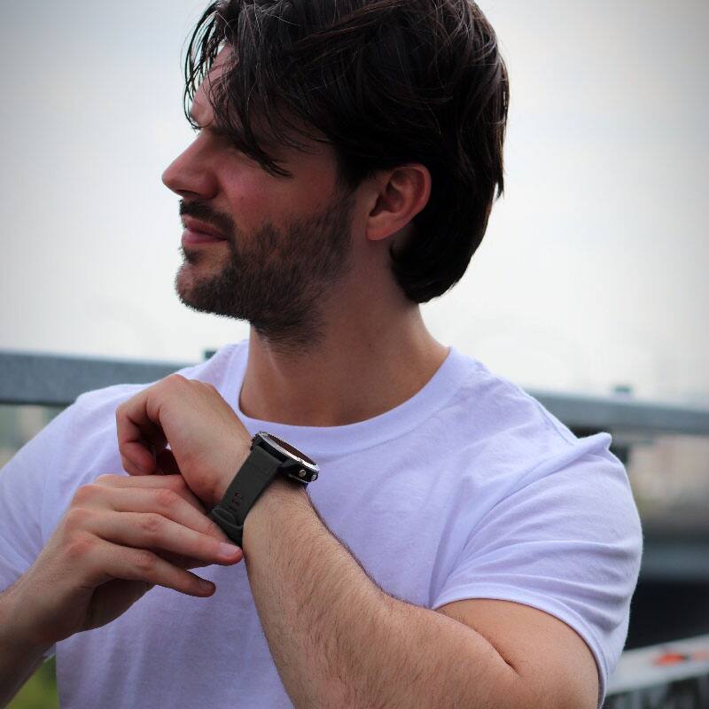 Left. StrapsCo - Rugged Sport Strap QuickFit 22 Silicone Rubber Watch Band For Garmin Forerunner 935 - Black.