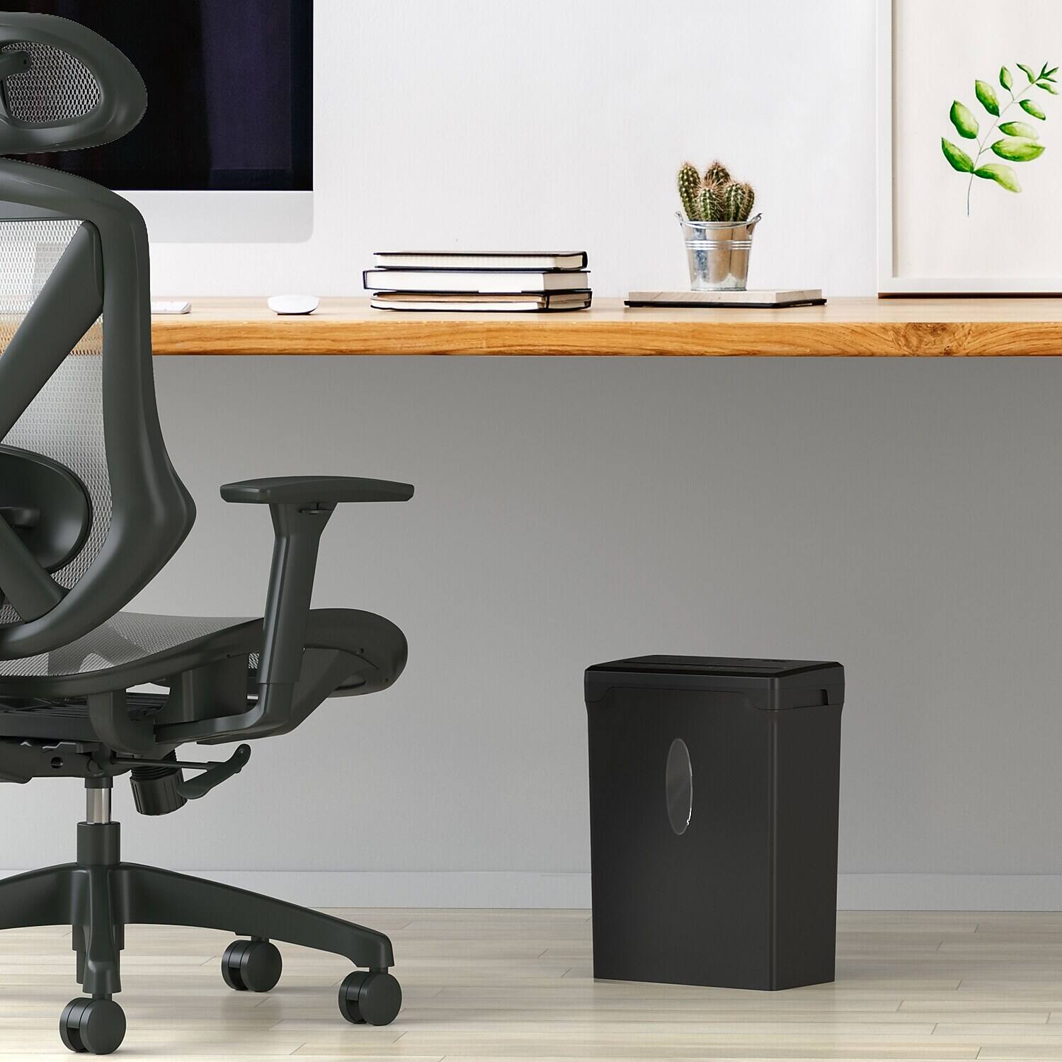 Alt View 3. Staples - Staples 8-Sheet Cross-Cut Personal Shredder (SPL-OXC8A) - Black.