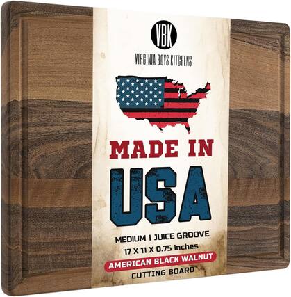VBK
VIRGINIA BOYS KITCHENS
MADE IN USA
MEDIUM | JUICE GROOVE
17 X 11 X 0.75 inches
AMERICAN BLACK WALNUT
CUTTING BOARD