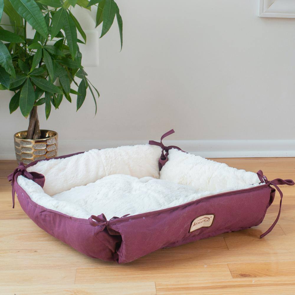Back. Armarkat - Pet Bed Burgundy - Red.