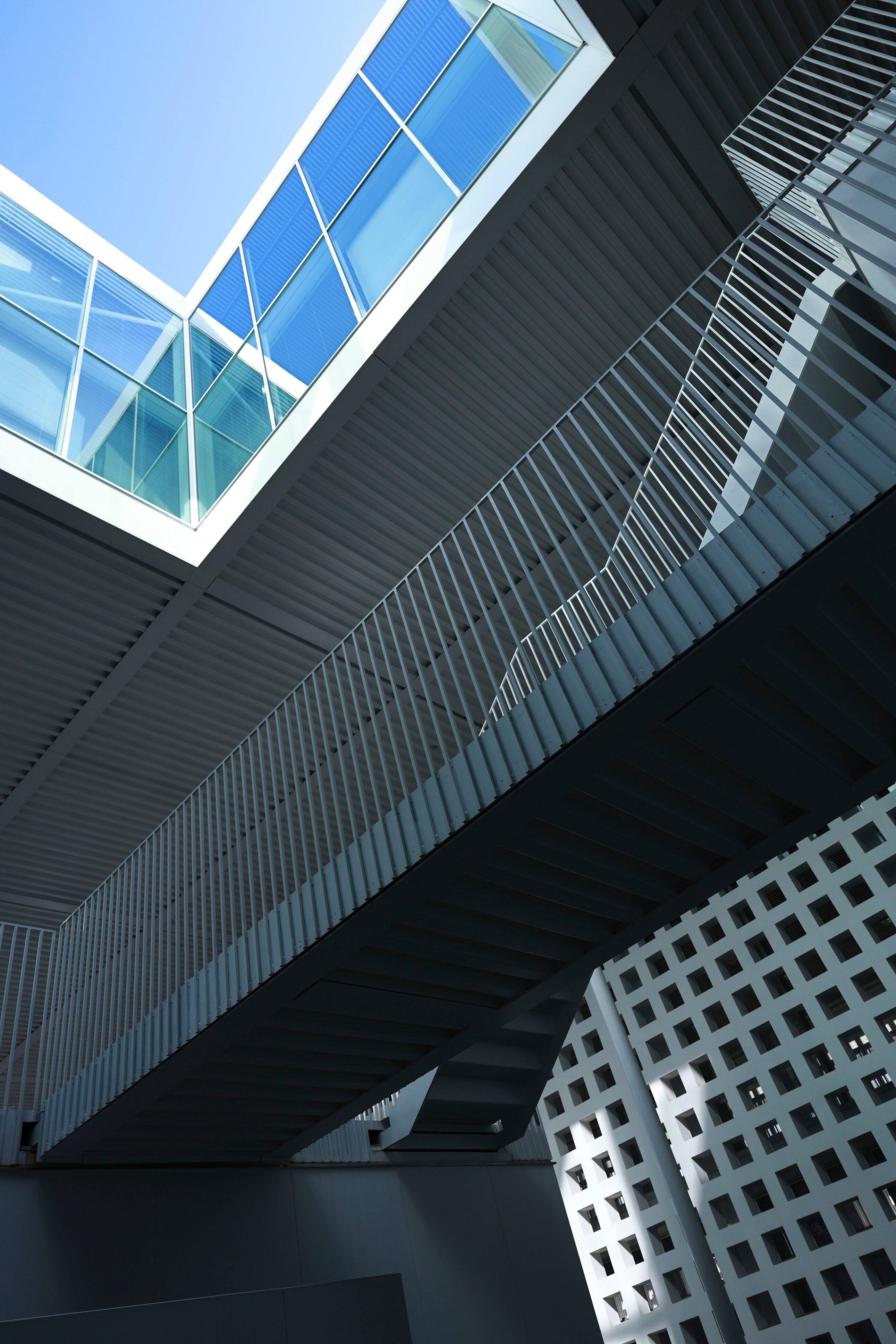 Alt View 13. Canon - RF16-28mm F2.8 IS STM Wide-Angle Zoom Lens for EOS R-Series Cameras - Black.