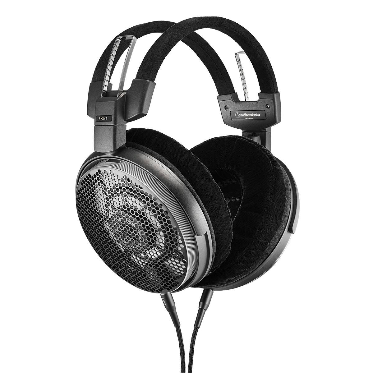 RIGHT  
audio-technica  
ATH-M50x