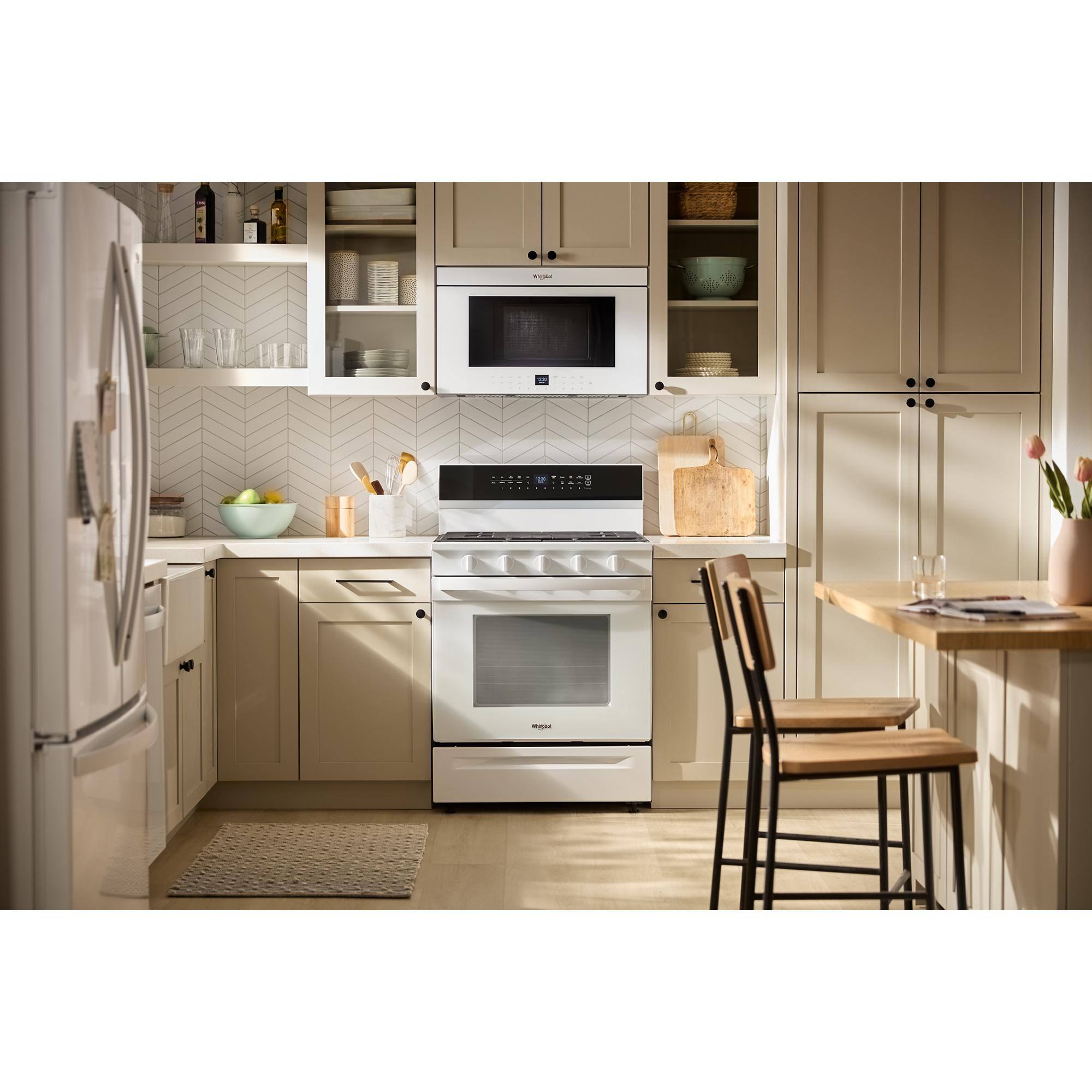 Alt View 10. Whirlpool - 5.0 Cu. Ft. Smart Freestanding Gas Range with Air Cooking Technology, No Preheat Air Fry and Steam/Self Clean - White.