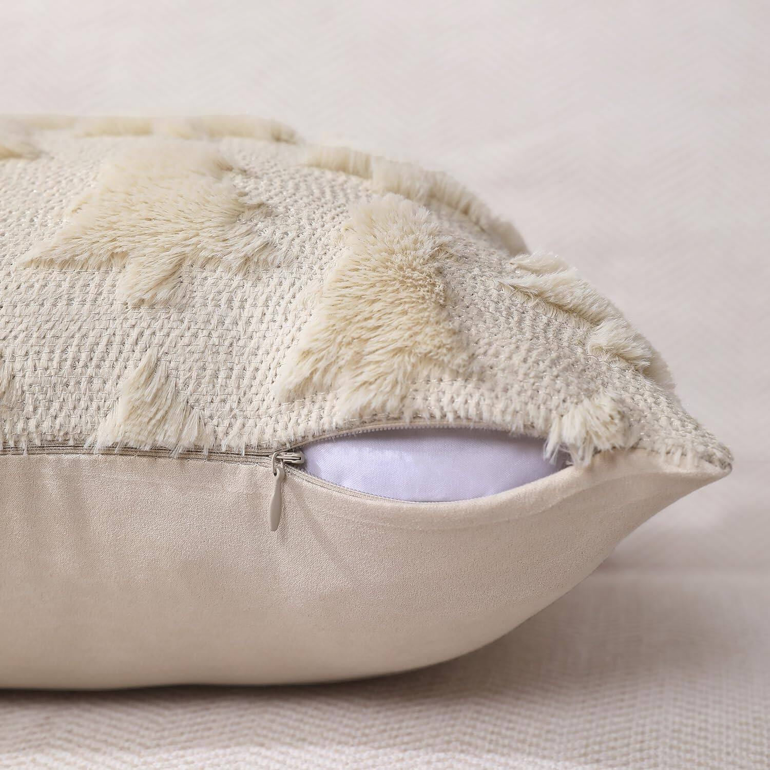 Back. Stylel Star - DFXSZ Christmas Tree Pillow Covers 18x18 inch Set of 2 Christmas Decoration Beige Soft Plush Faux Fur Jacquard Throw ... - Red.