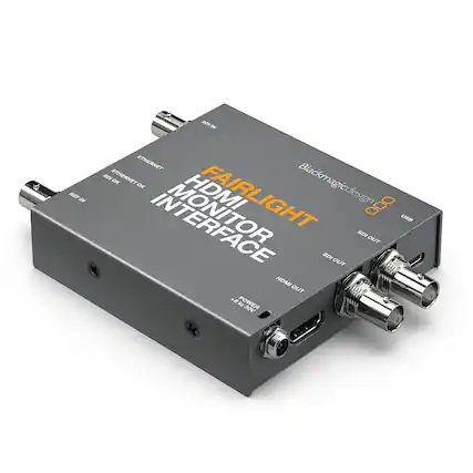 REF IN
SDI IN
ETHERNET
SDI ETHERNET OK OK
Blackmagicdesign
FAIRLIGHT
HDMI MONITOR INTERFACE
USB
SDI OUT
SDI OUT
HDMI OUT
POWER +6 to 30V