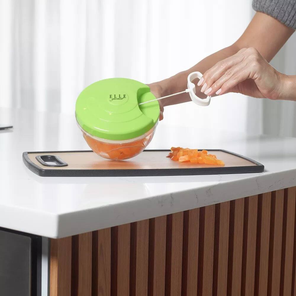 Angle. Elle Decor - 4.25 Cup Manual Mini Food Processor, 1L Pull Cord Chopper with 5 Stainless Steel Blades & Mixer Blade, BPA Free - Green/Clear.