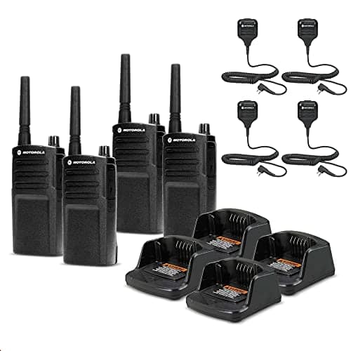 Motorola Solutions - 4 x Motorola RMU2040 On-Site 2-Way Radio (RMU2040) - 4 Pack With Mic Bundle - Black