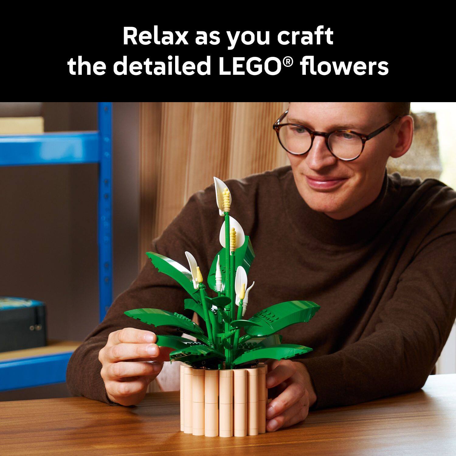 Relax as you craft the detailed LEGO® flowers