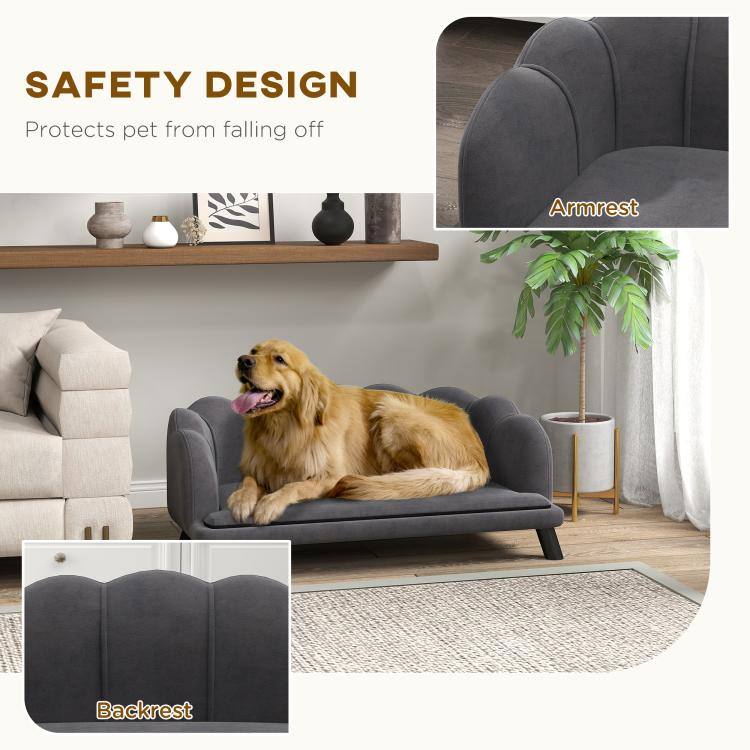 SAFETY DESIGN  
Protects pet from falling off  

Armrest  
Backrest