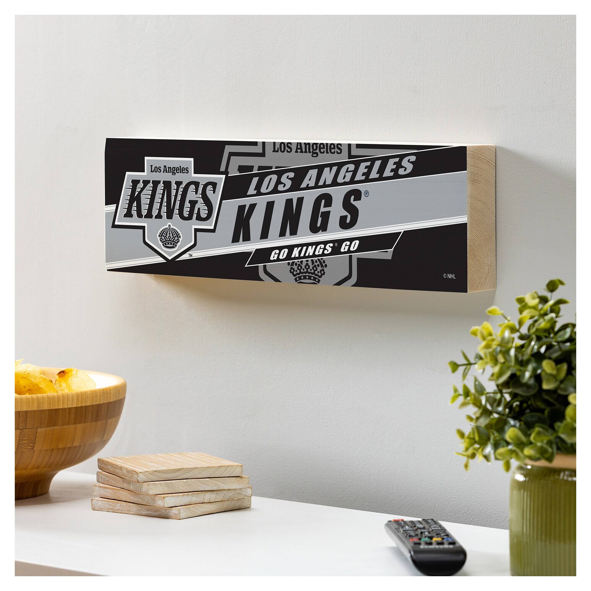 Los Angeles  
KINGS  
GO KINGS GO