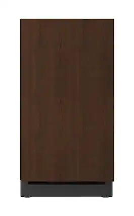 Front. U-Line - U-Line 18"W. 3.5 Cu.Ft. Built-In Beverage Center - Panel Ready - Integrated Solid.