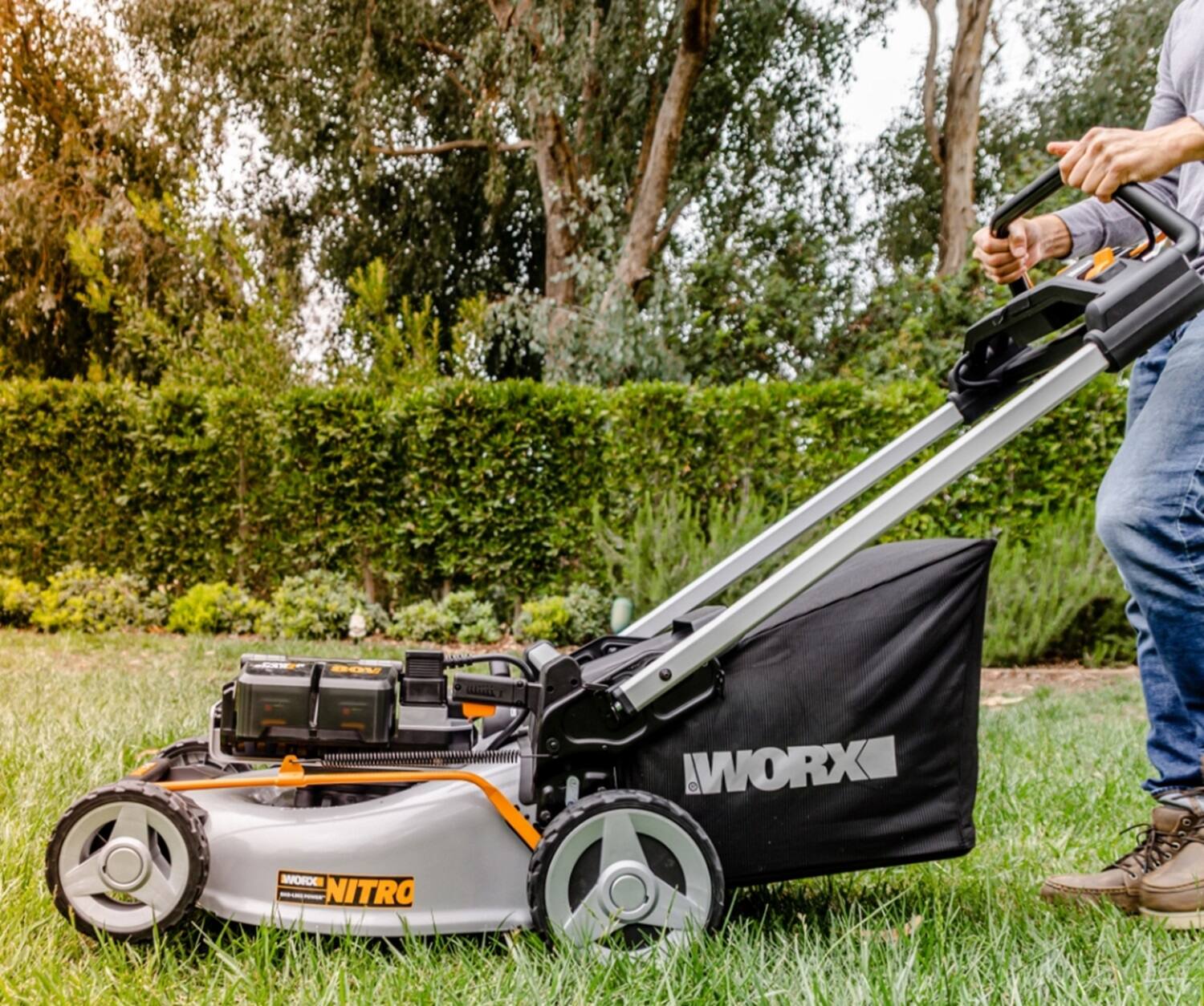 Alt View 11. WORX - Nitro 80V Cordless Self-Propelled Lawn Mower (4 x 5.0 Ah Batteries and 1 x Charger) - Black.