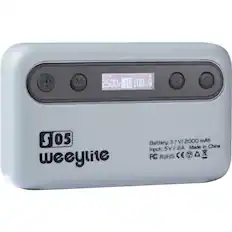 M CCT 1 1A A 2500K <-10100% 10 100% % S 05 weeylite 3.7 V/ 2000 mAh Battery: 5V /2A / 2A Made in China Input: 5V PS FC RoHS CE