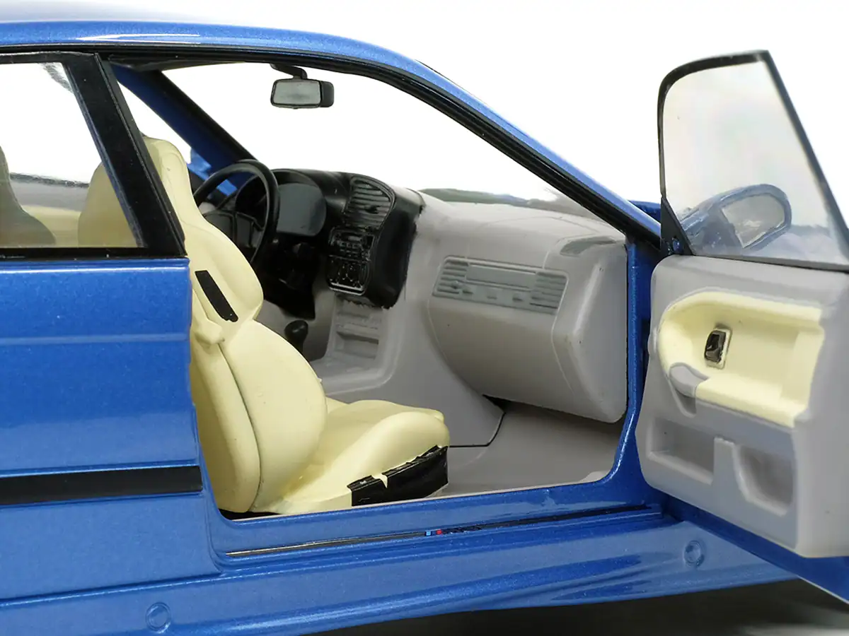 Alt View 3. Solido - 1994 BMW E36 M3 Blue Estoril Metallic 1/18 Diecast Model Car by Solido.