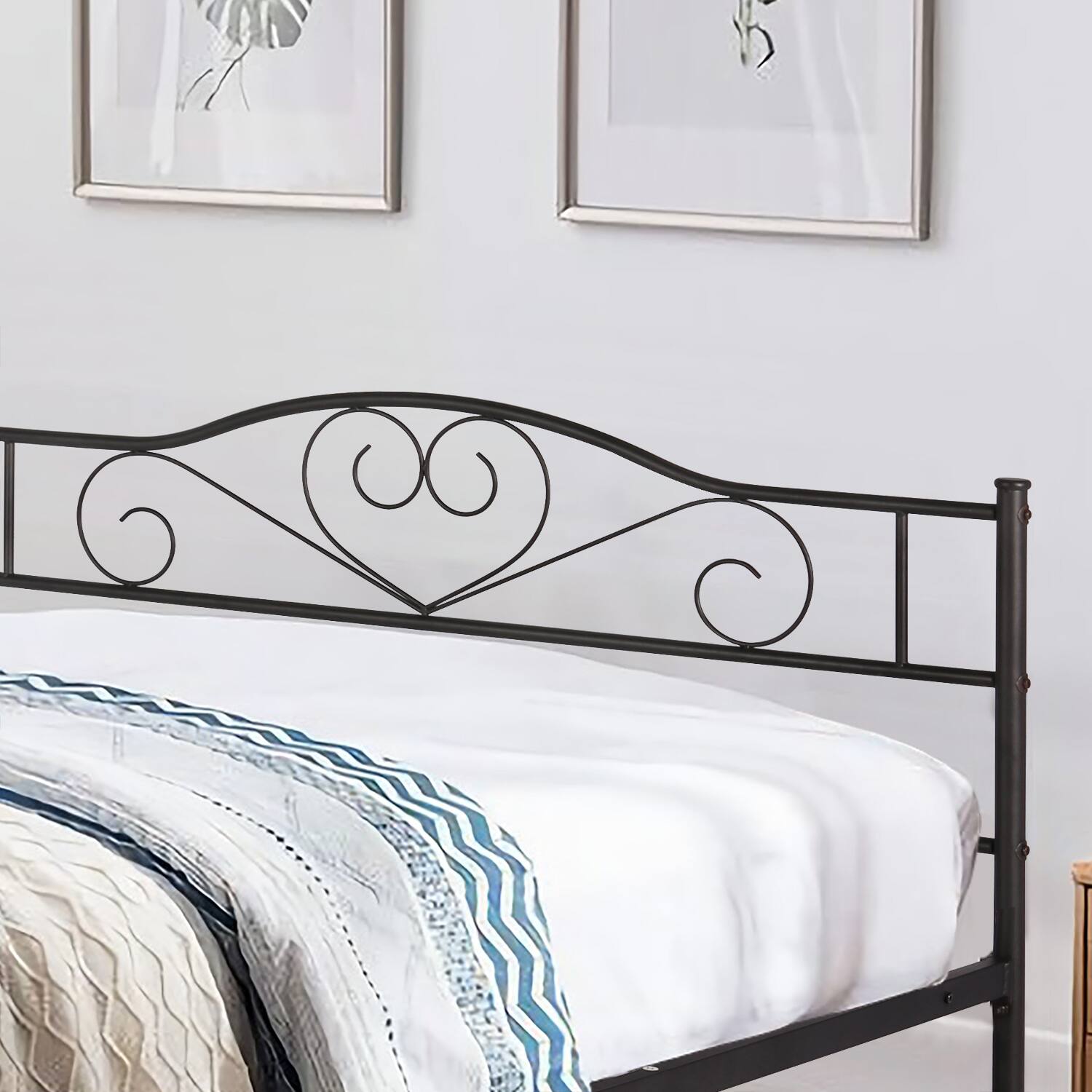 Angle. Vecelo - 14" Full Metal Bed Frame with Headboard&Footboard, Heavy Duty Steel Slats, No Box Spring, Black-Easy Assembly - Black.