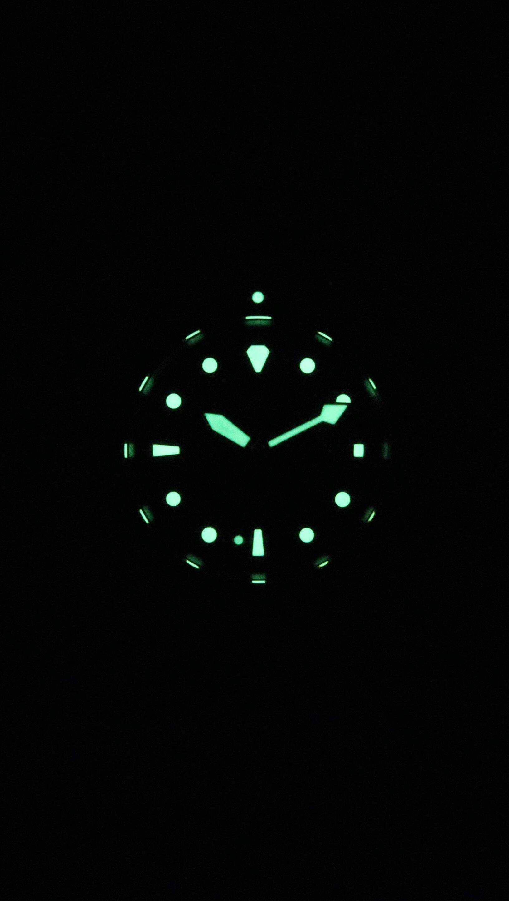 Left. RATIO - FreeDiver Sapphire Stainless Steel Black Dial Quartz RTFL800 200M Womens Watch - Silver.