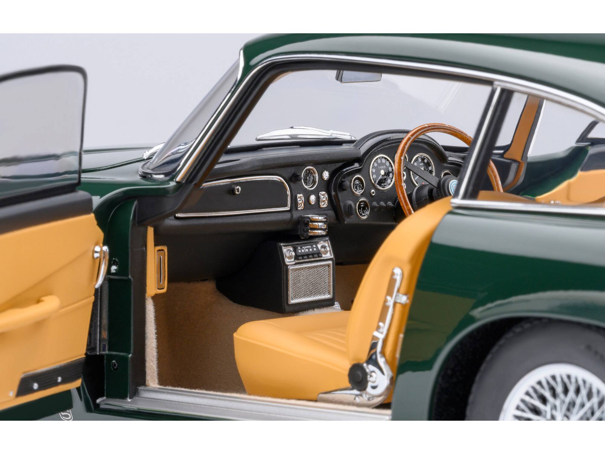 Alt View 3. Autoart - Aston Martin DB5 RHD (Right Hand Drive) British Racing Green 1/18 Model Car by Autoart.