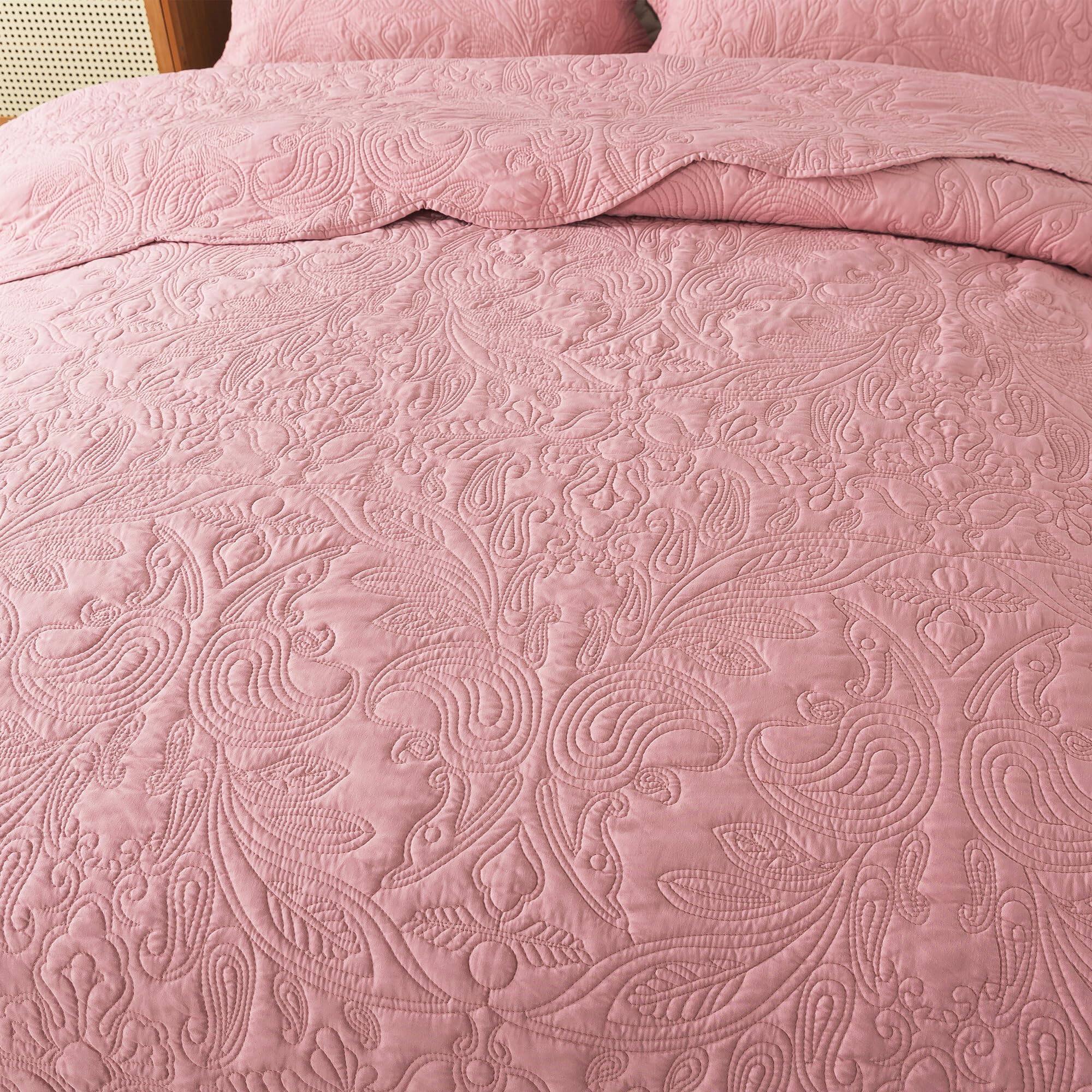 Alt View 3. Earthley Blooms - Queen Quilt Bedding Set 3 Pieces Microfiber Sets Lightweight Bedspreads Reversible Coverlets Rustic Bed - Khaki-King-106" x 96".