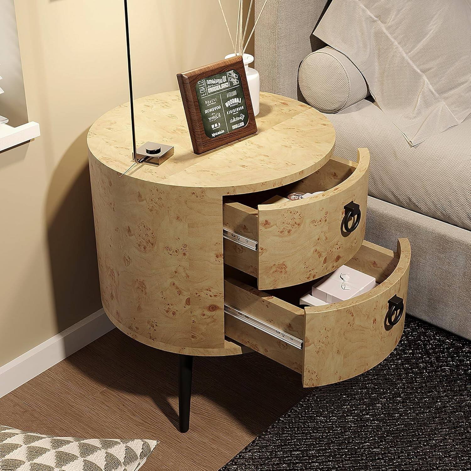 ols S FONTS - - 173655 WODNAI GOVERNOR HOBSTILE m a .. - nthing_totacr l