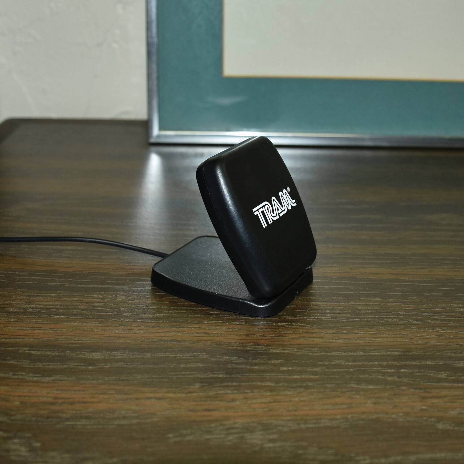 Angle. Tram - Sirius and SiriusXM Home Antenna - Black.