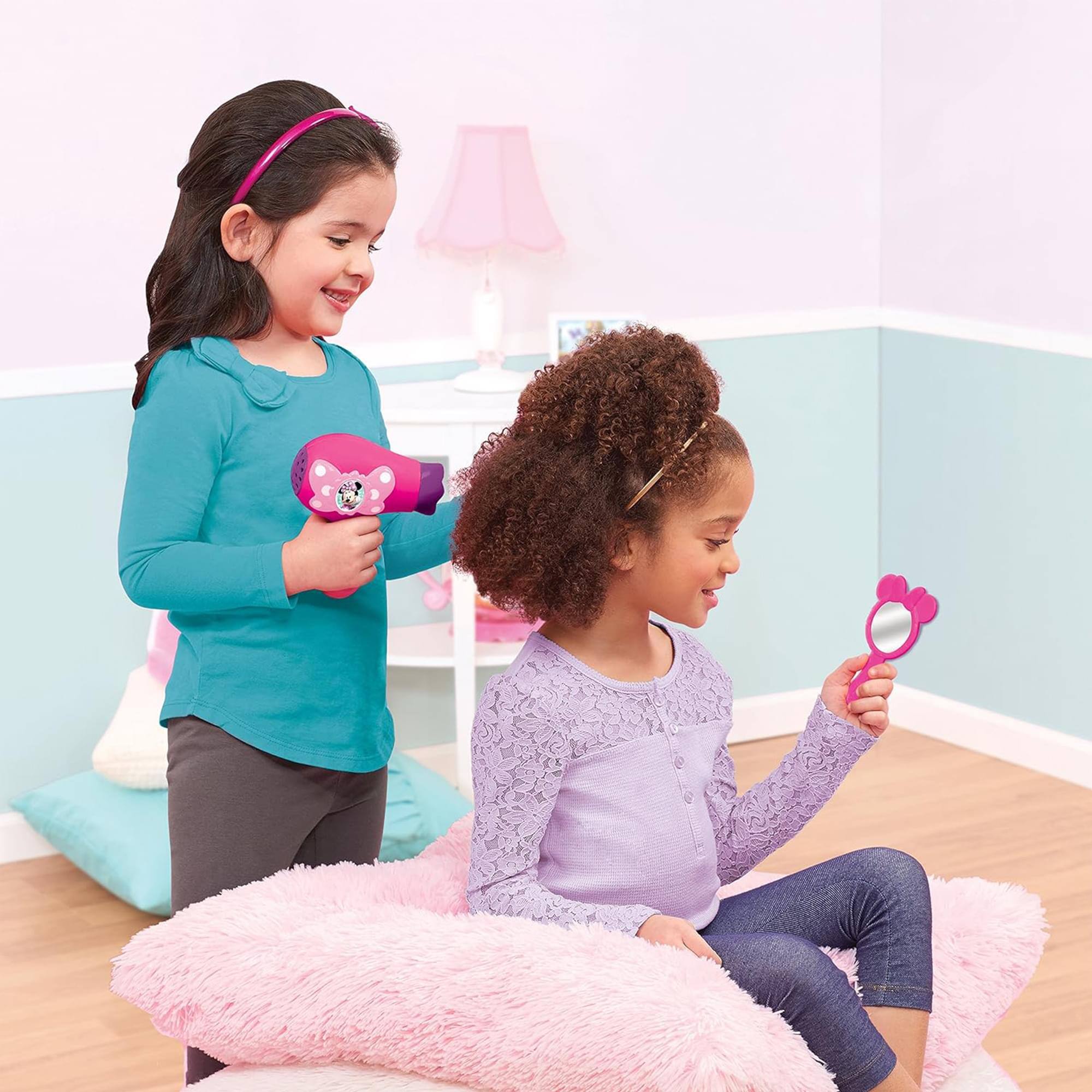 Alt View 3. Disney - Disney Minnie Mouse Bowtique Bowriffic Hairstylin' Set - Pink.